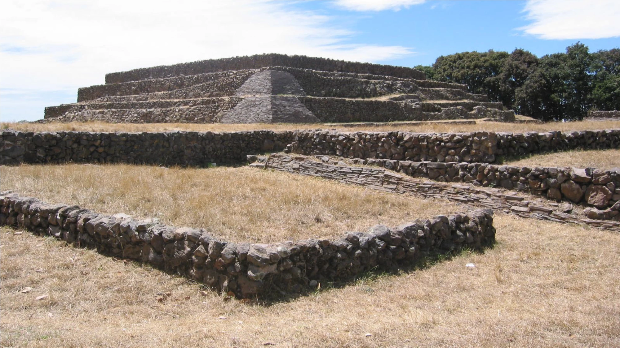 Nota sobre Zona arqueológica de Lambityeco