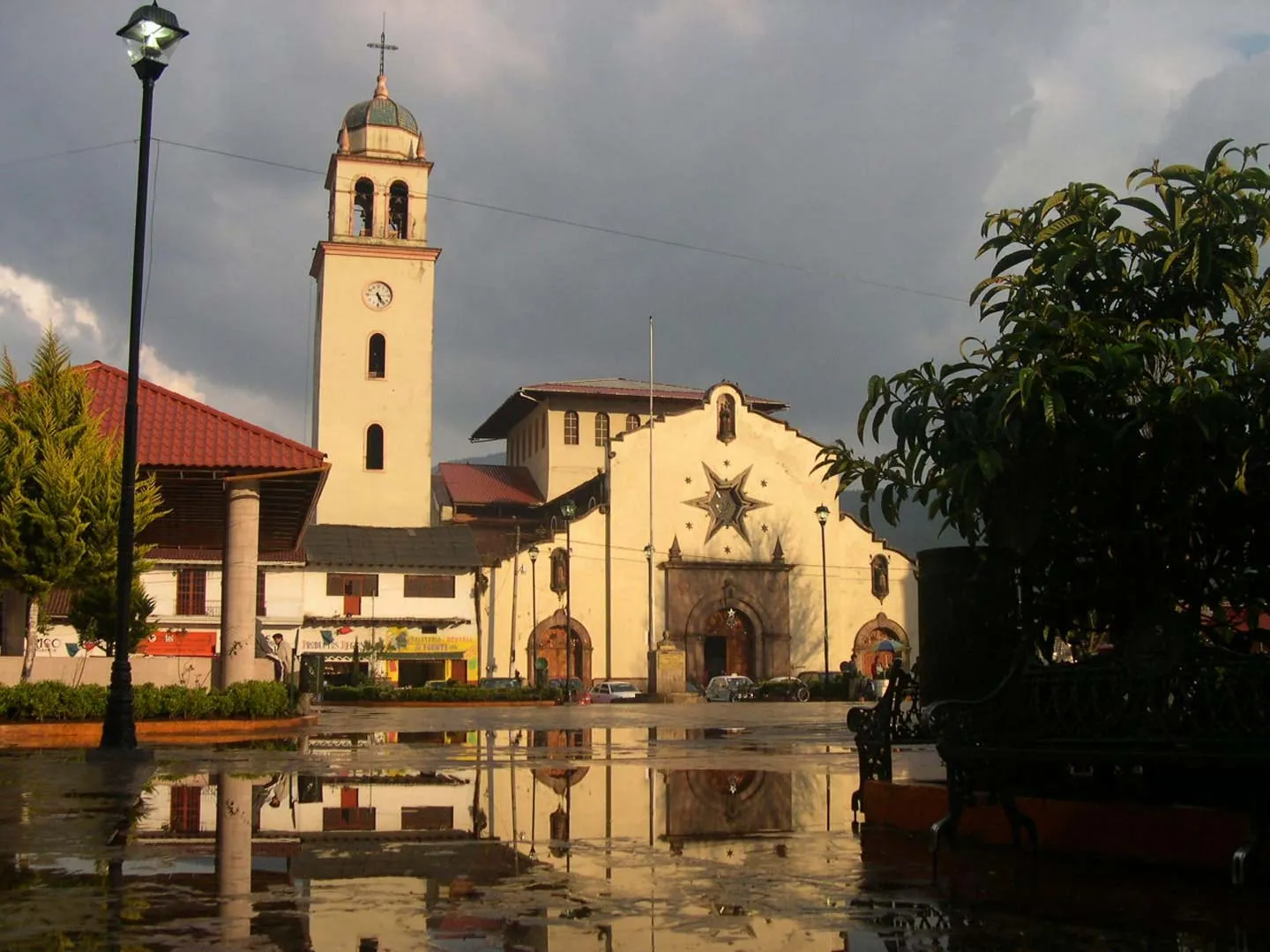 Nota sobre Paracho, el pueblo de las guitarras