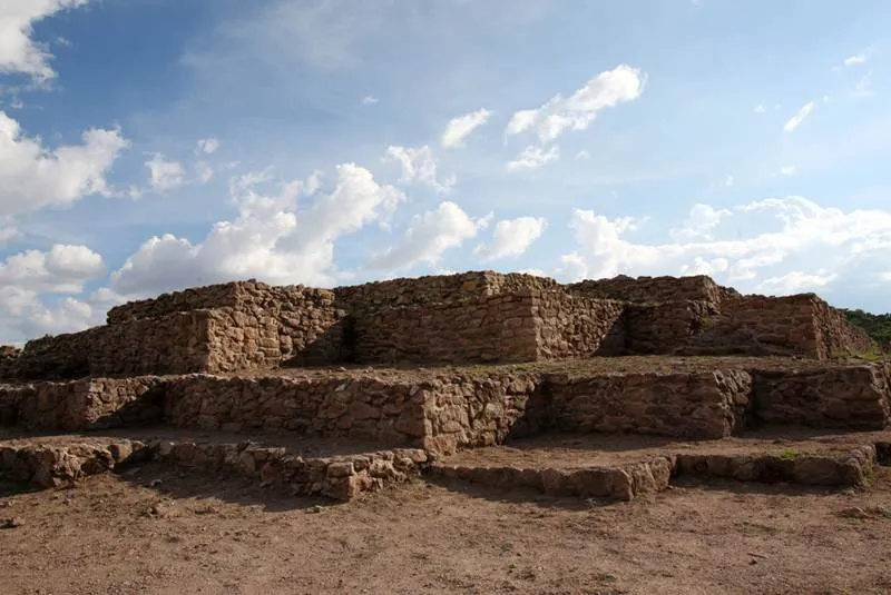 Nota sobre Sitio arqueológico de Xlapak, Yucatán