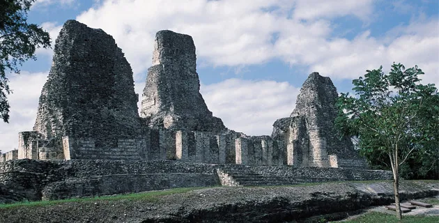 Nota sobre Zona arqueológica de Xpujil, Campeche