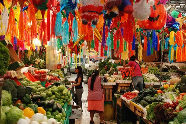 Nota sobre La ciudad de los mercados