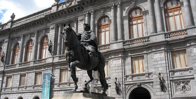 Nota sobre Casa de los Azulejos en el Centro CDMX