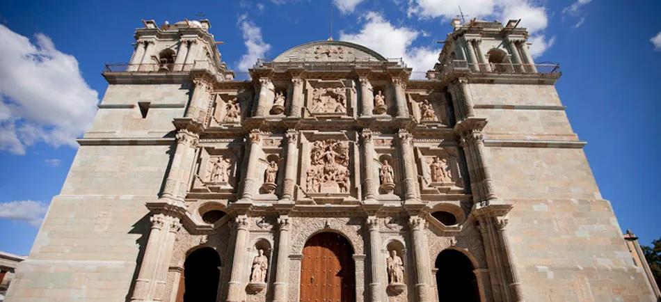 Nota sobre Santo Domingo, gloriosa joya oaxaqueña