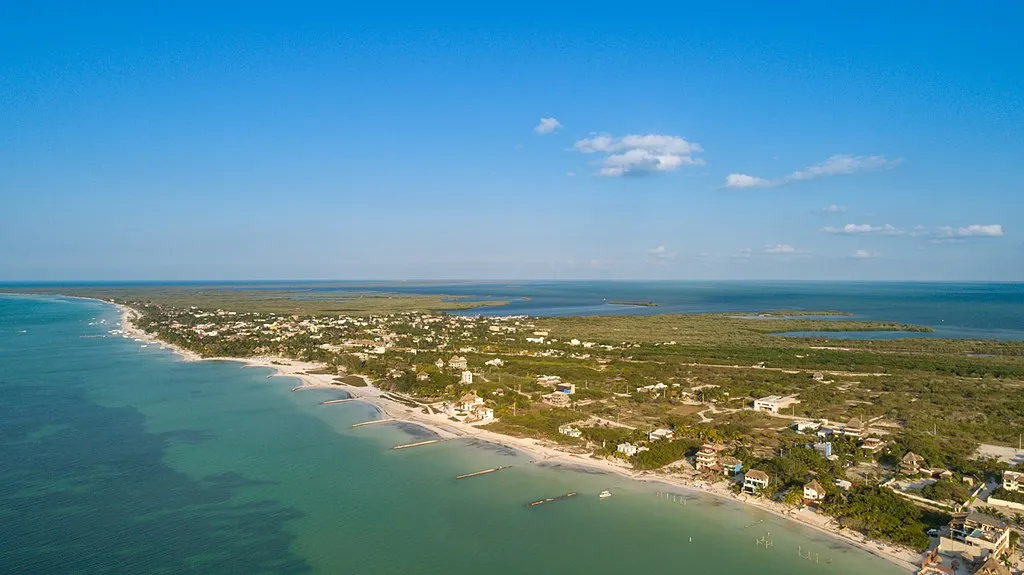 Nota sobre Isla Holbox, maravilla natural en el Caribe