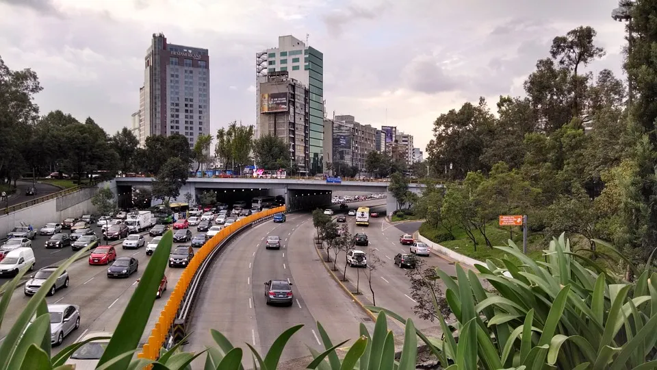 Nota sobre Conociendo en plan turístico la Ciudad de México