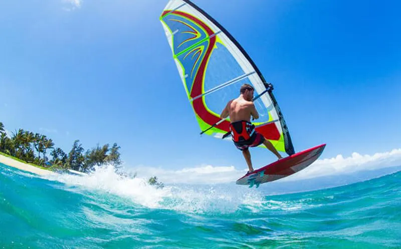 Nota sobre Practicando deportes acuáticos en México