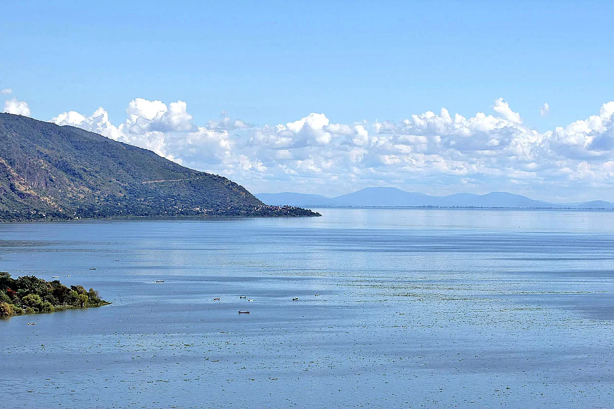 Nota sobre Tlaquepaque y Laguna de Chapala en Jalisco