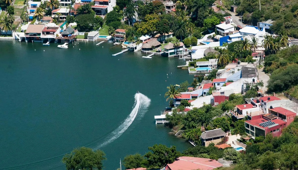 Nota sobre Tequesquitengo, un bello lugar familiar