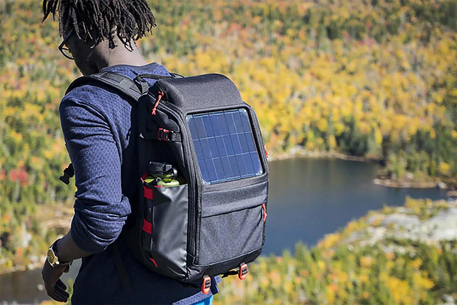 Nota sobre Mochilas Voltaic: carga tus gadgets donde estés con energía solar