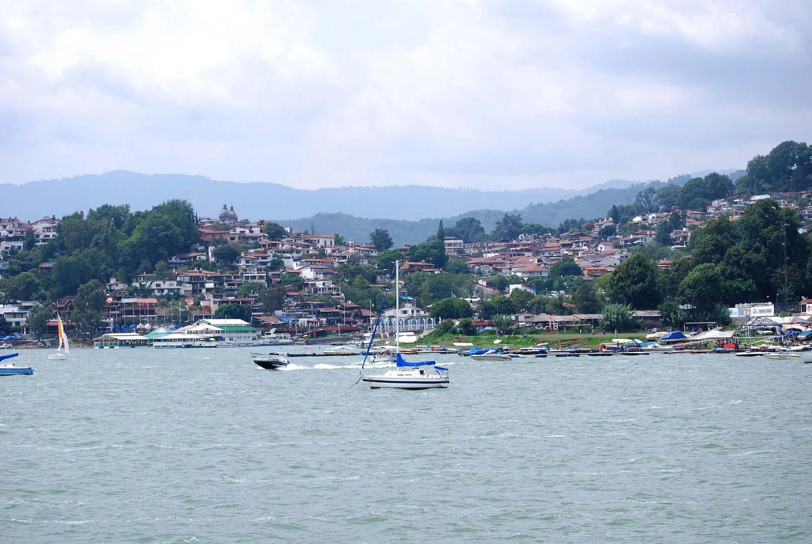 Nota sobre Cinco experiencias viajeras en Taxco, Guerrero