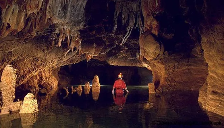 Nota sobre Explorando las Grutas de Juxtlahuaca en Quechultenango, Guerrero