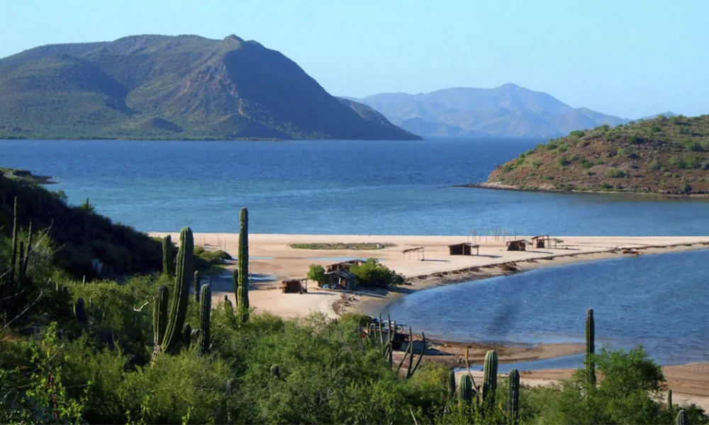 Nota sobre Mulegé, el acceso a Bahía Concepción