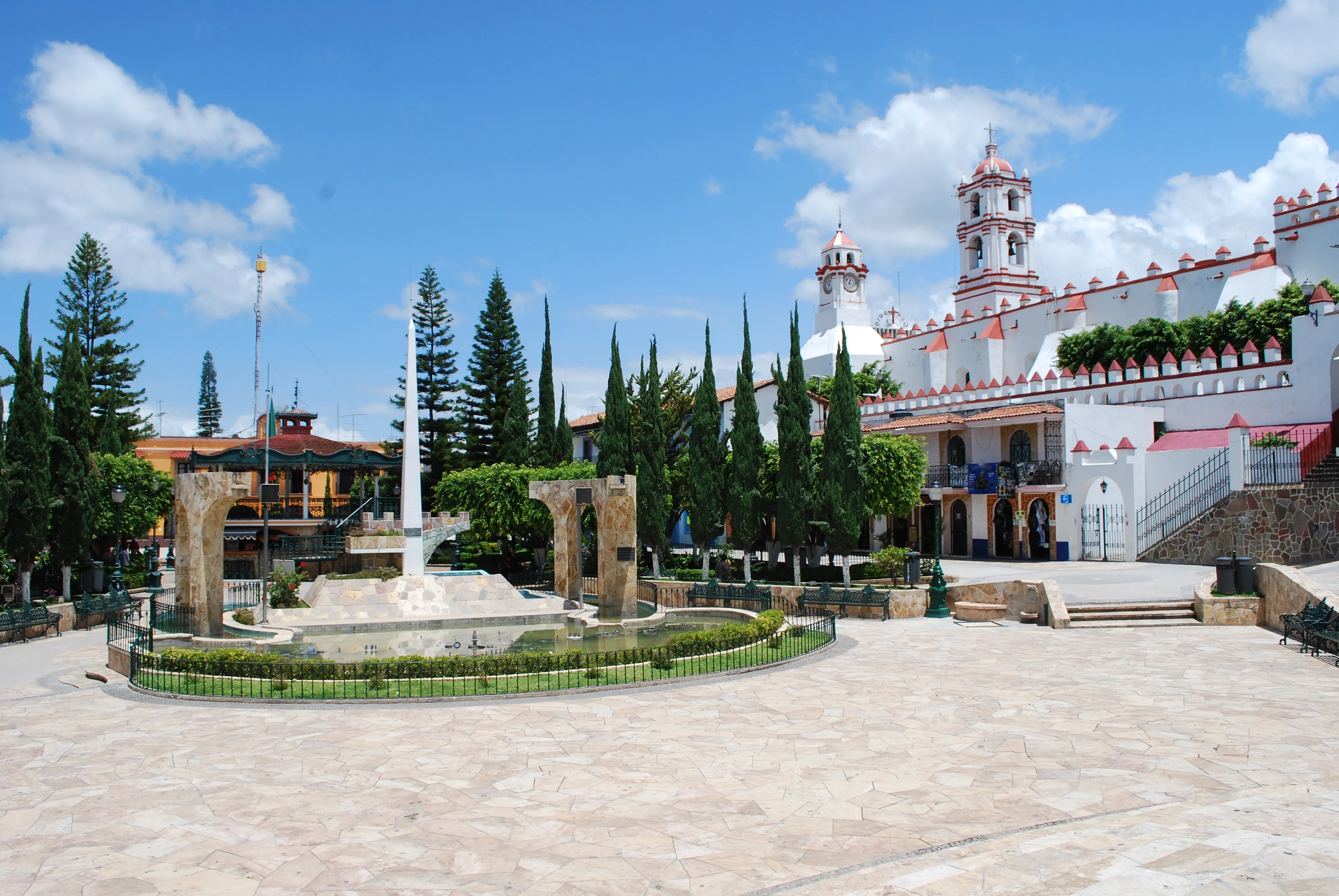 Nota sobre Practicando deportes en Ixtapan de la Sal