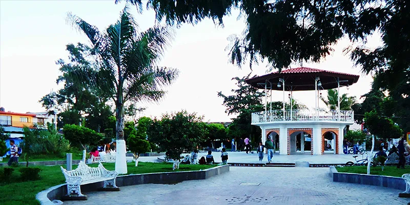 Nota sobre Templo de San Francisco de Asís, arquitectura colonial en Acámbaro