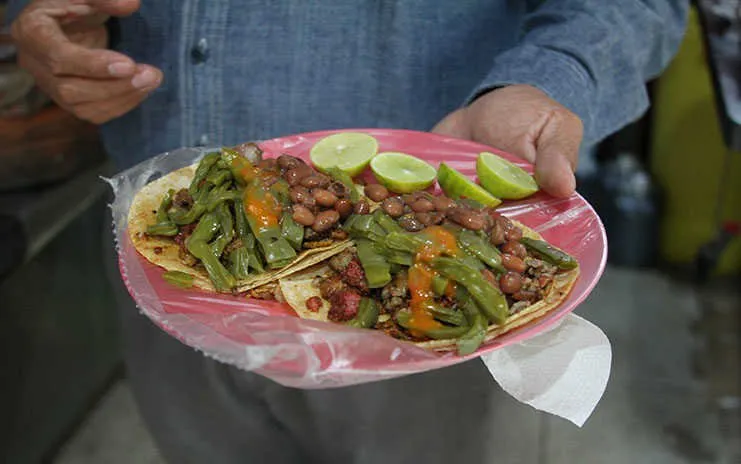 Nota sobre Los famosos Tacos El Chupacabras