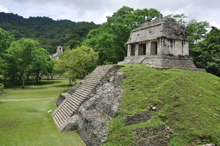 Nota sobre Los imponentes atlantes de Tula en Hidalgo