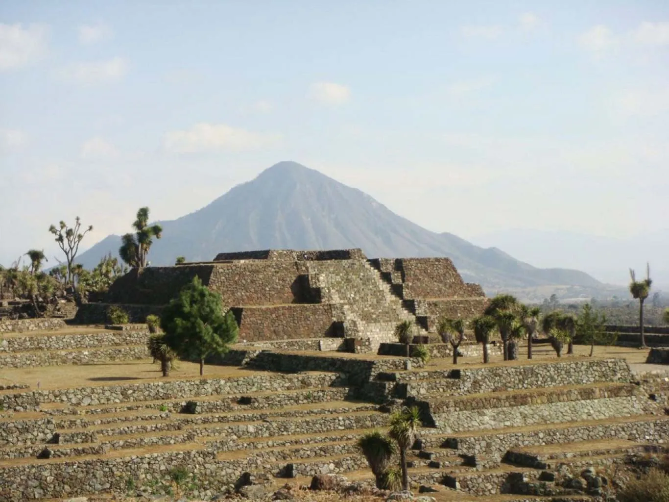 Nota sobre Sitio arqueológico de Cantona en Puebla