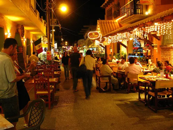 Nota sobre Disfruta de la vida nocturna en Isla Mujeres