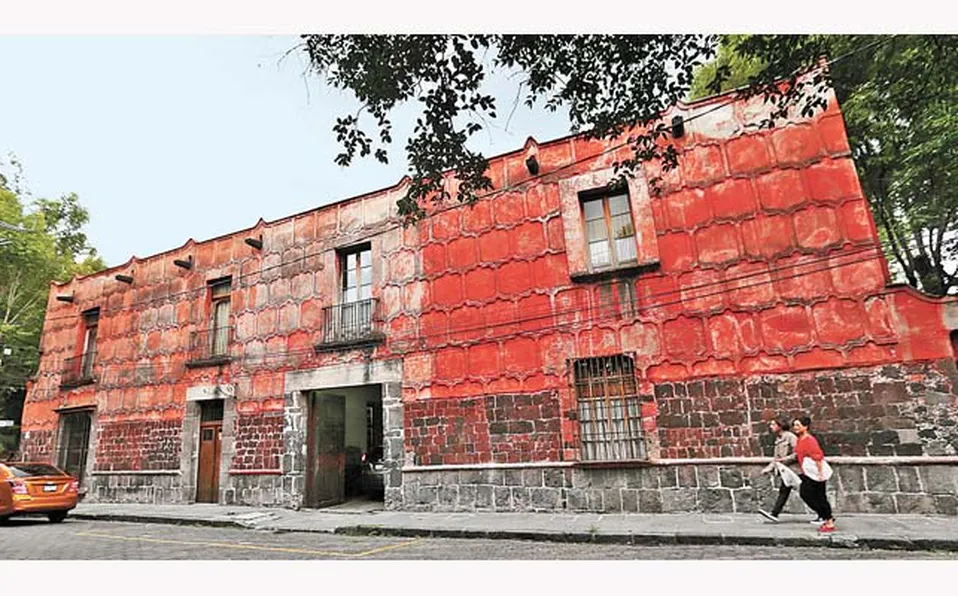 Nota sobre La famosa Casa Roja en Coyoacán