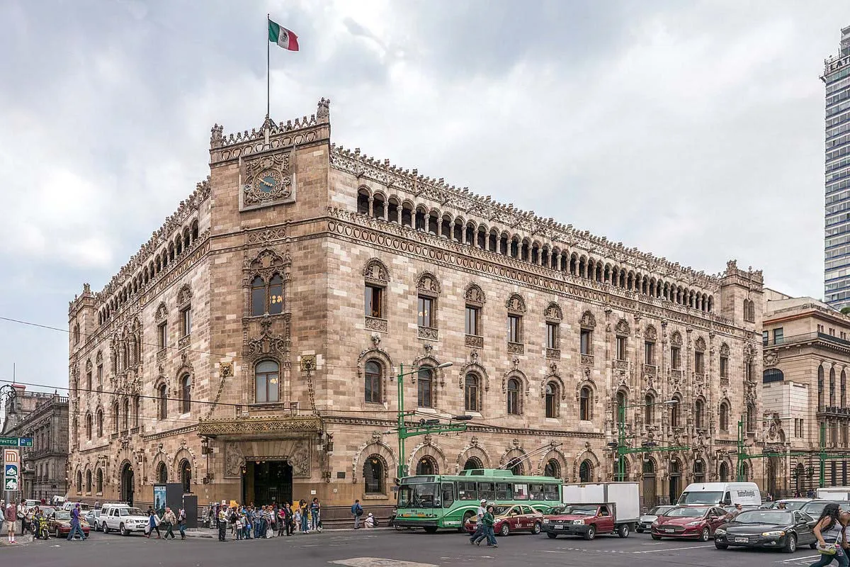 Nota sobre El maravilloso edificio de Correos en la CDMX