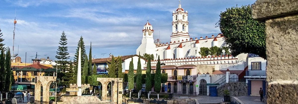 Nota sobre Festeja las fiestas de Ixtapan de la Sal 