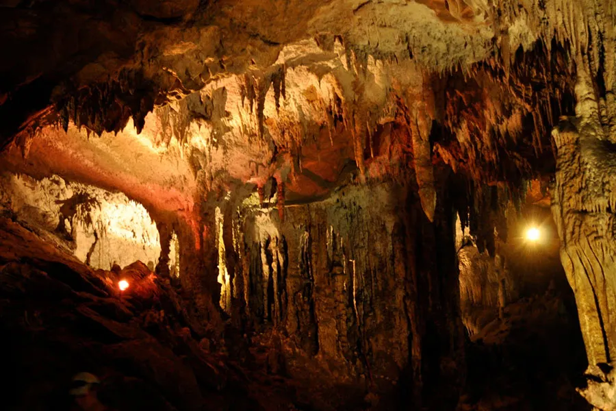 Nota sobre Explora las Grutas de la Estrella y Malinalco