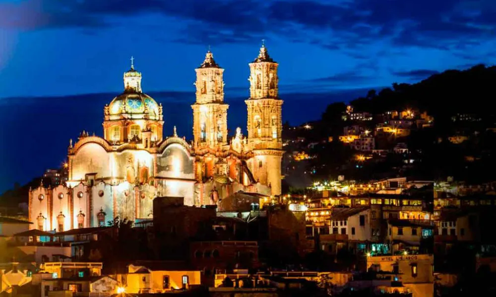 Nota sobre Taxco, una joya colonial minera