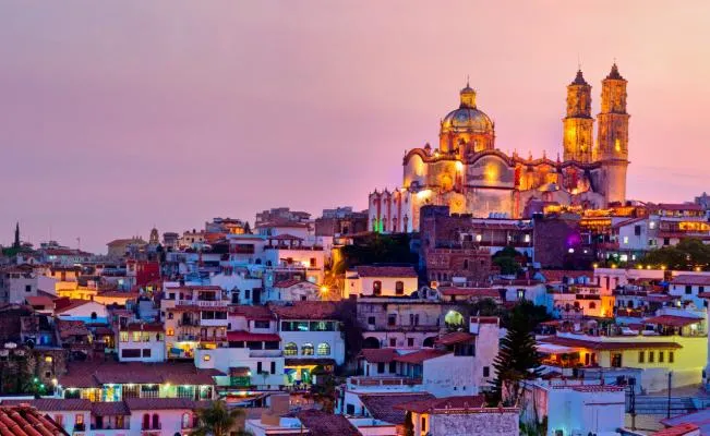 Nota sobre Recorre las calles de leyenda en Taxco