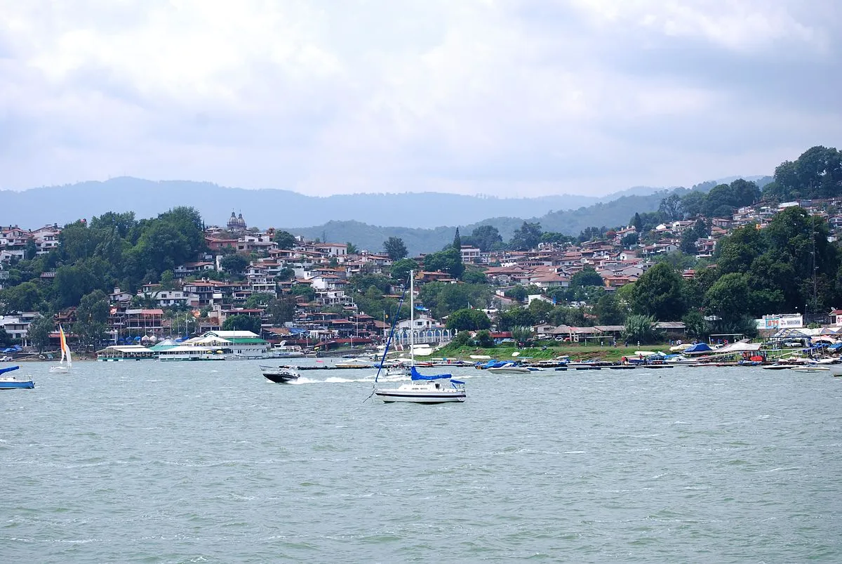 Nota sobre Breve historia sobre Valle de Bravo