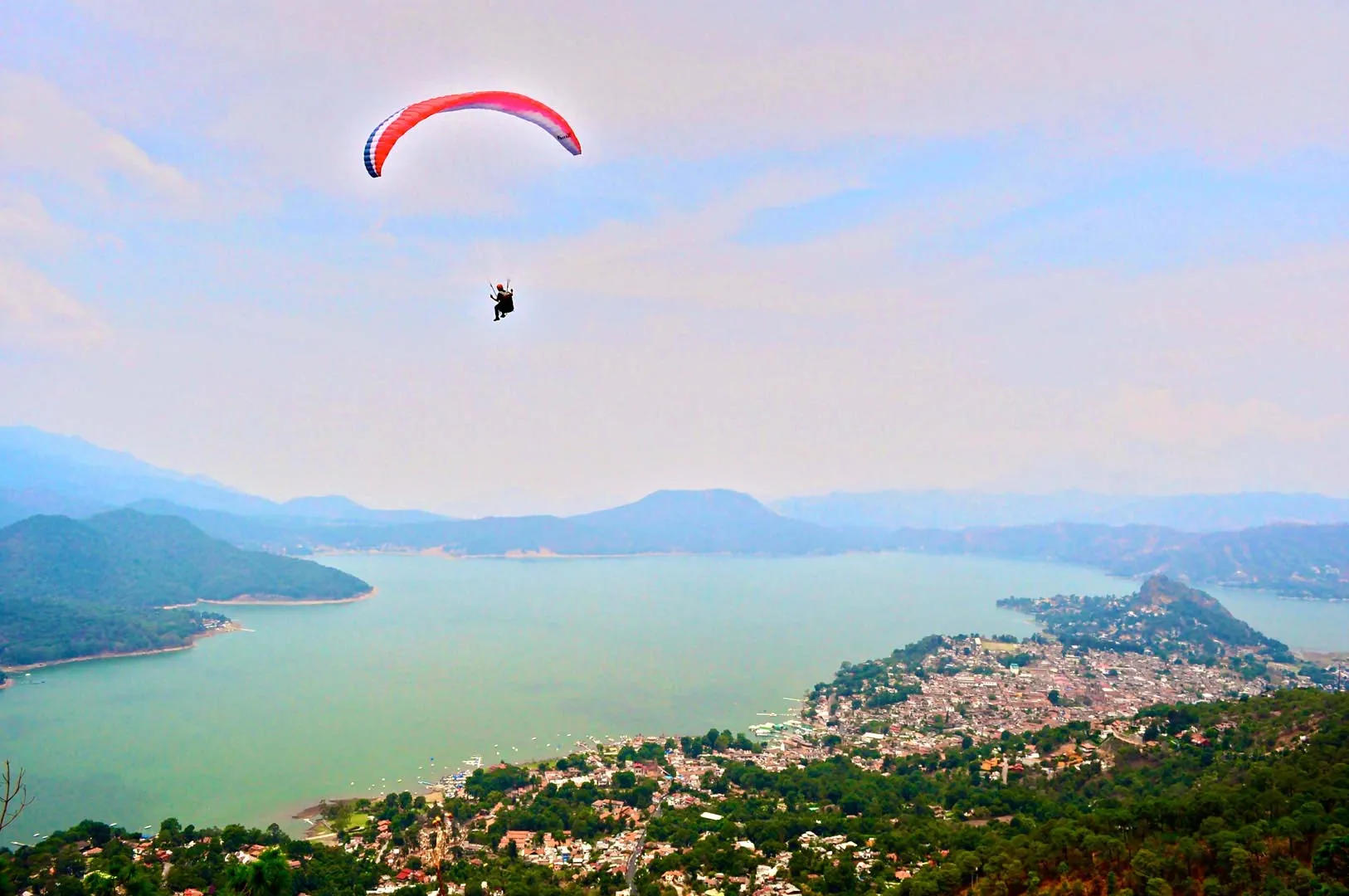 Nota sobre Aventúrate a volar en parapente sobre Valle de Bravo