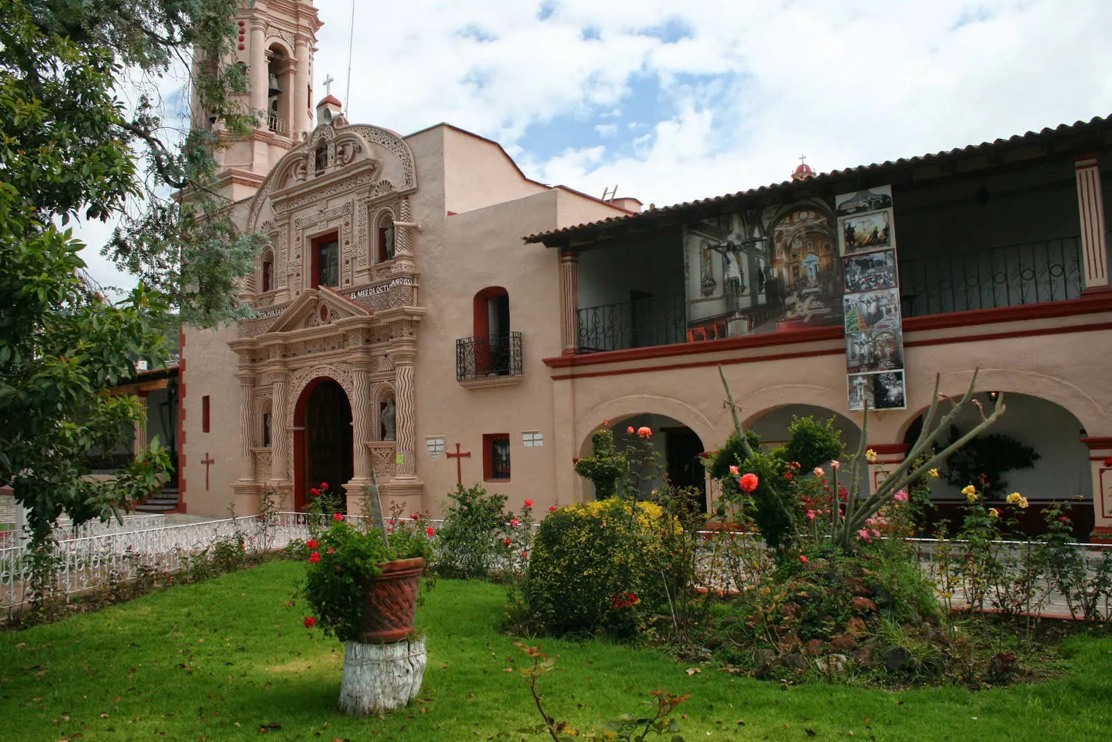 Nota sobre  La gran stupa de la paz mundial en Valle de Bravo