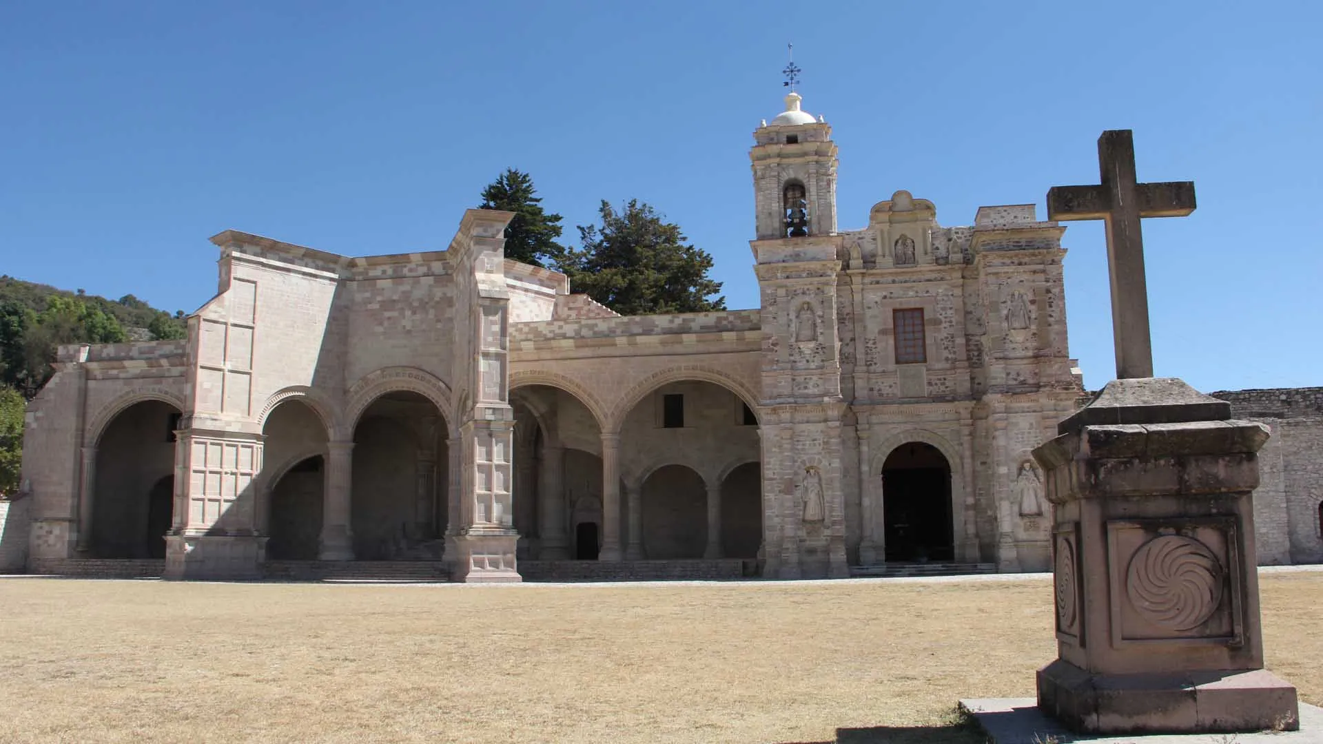 Nota sobre De paseo por San Pedro y San Pablo Teposcolula