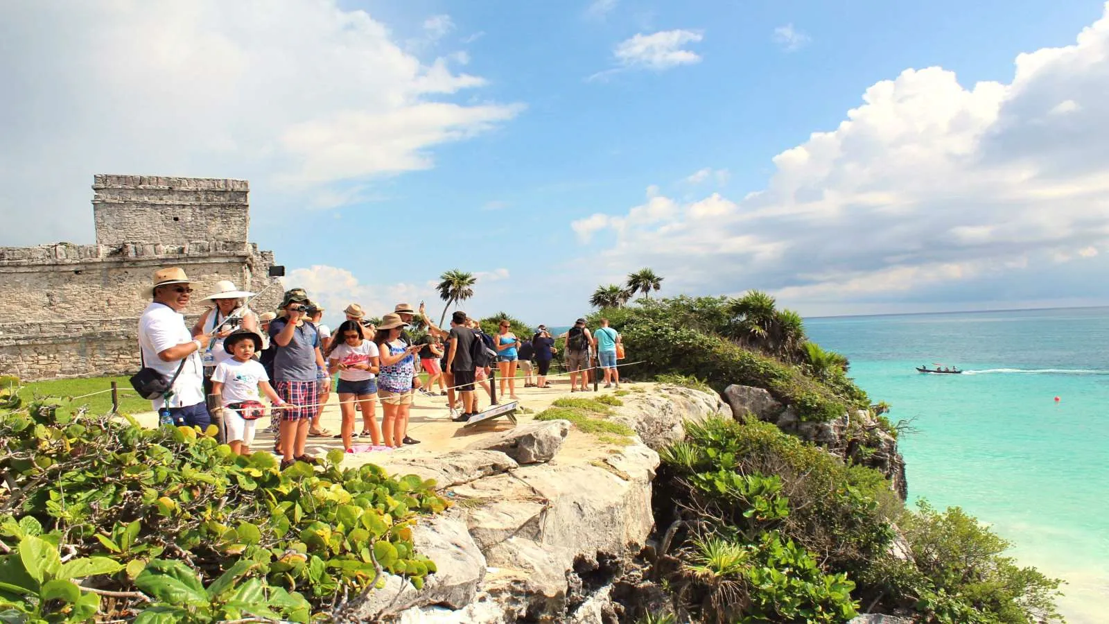 Nota sobre Visitar Pueblos Mágicos con playa en las vacaciones